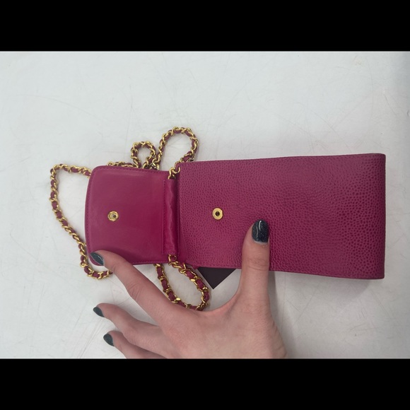 Chanel Caviar phone holder/ chain sling bag - Picture 7 of 10